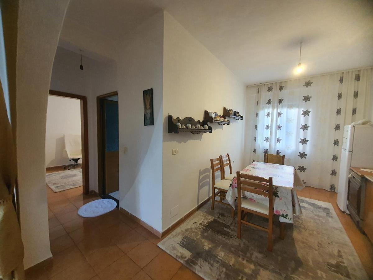 Вилла Spacious House With A Big Garden And Fire Pit Тирана Экстерьер фото